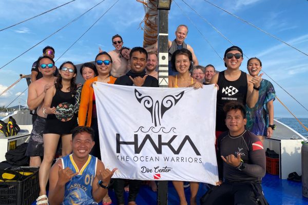 Group Balicasag trip - Haka